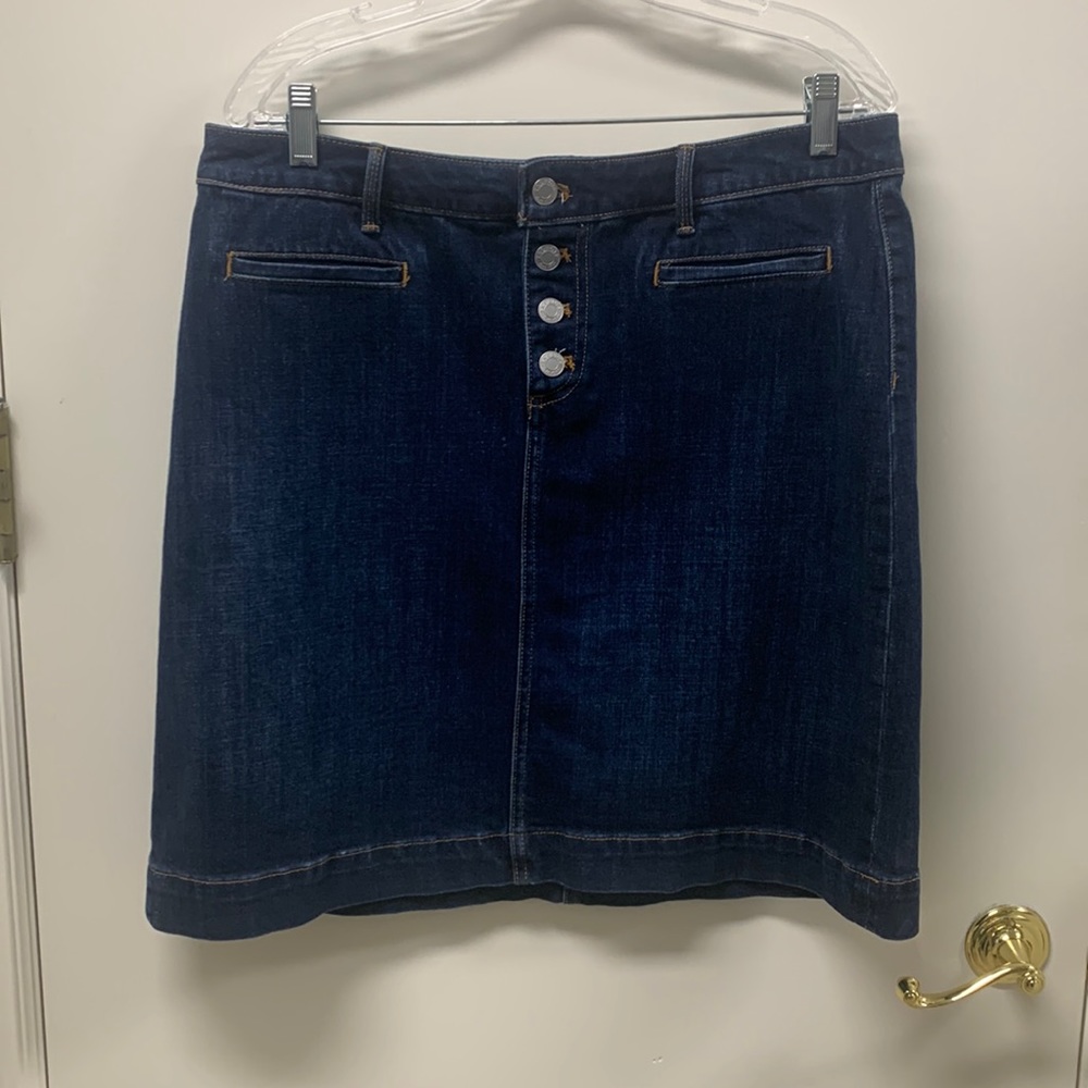 Talbots Denim Skirt. Size 14P.